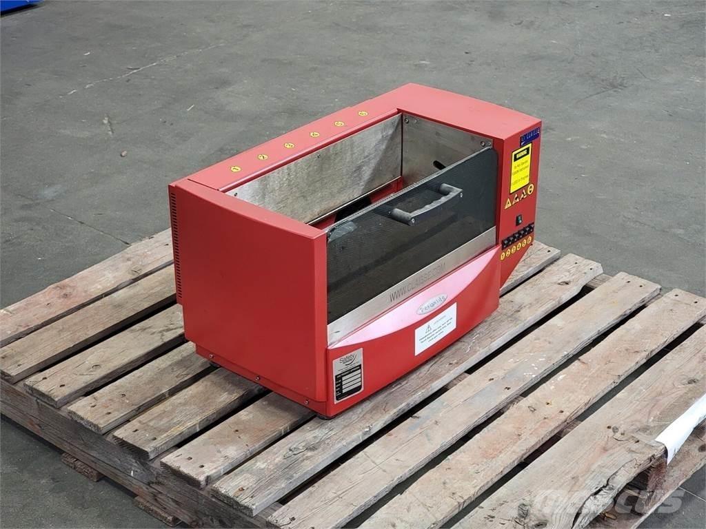  CLAISSE PE0001 Muu