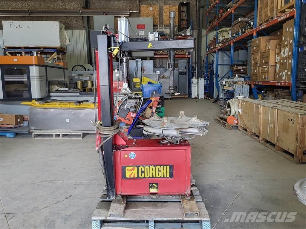 Corghi A9824 Rehvid, rattad ja veljed
