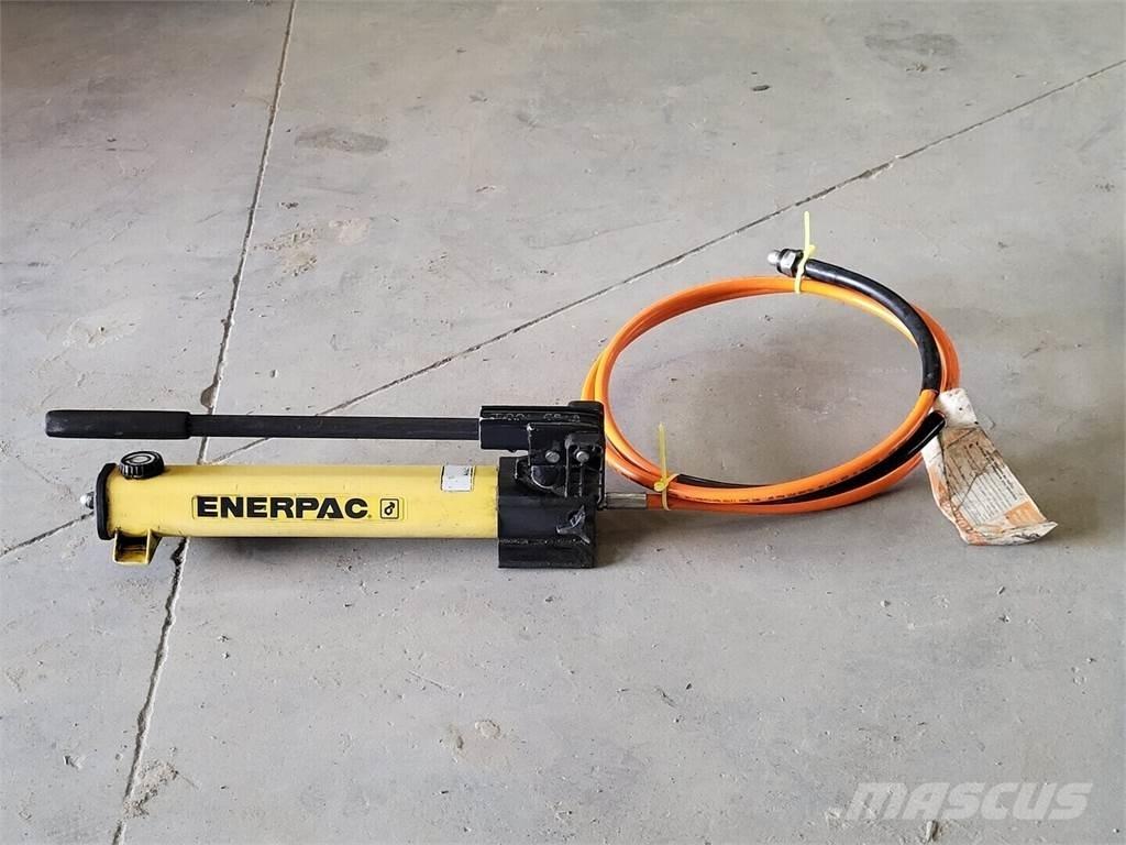  ENERPAC Veepumbad
