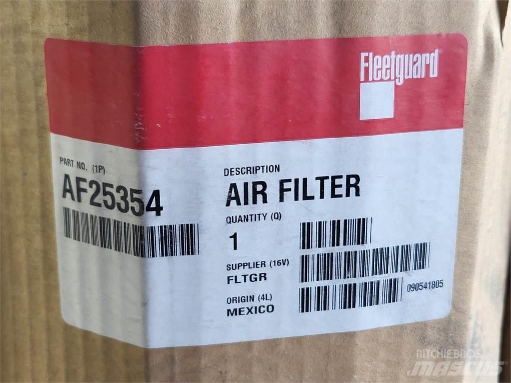 Fleetguard AF25354 Muu