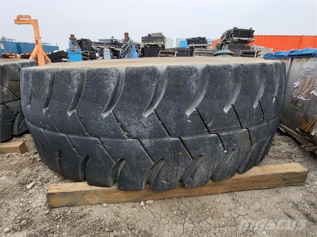 Goodyear RM-4B+ Rehvid, rattad ja veljed