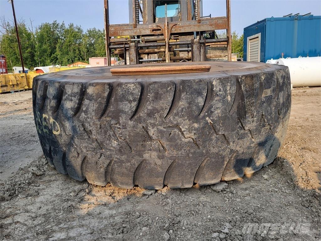 Goodyear RM-4B+ Rehvid, rattad ja veljed