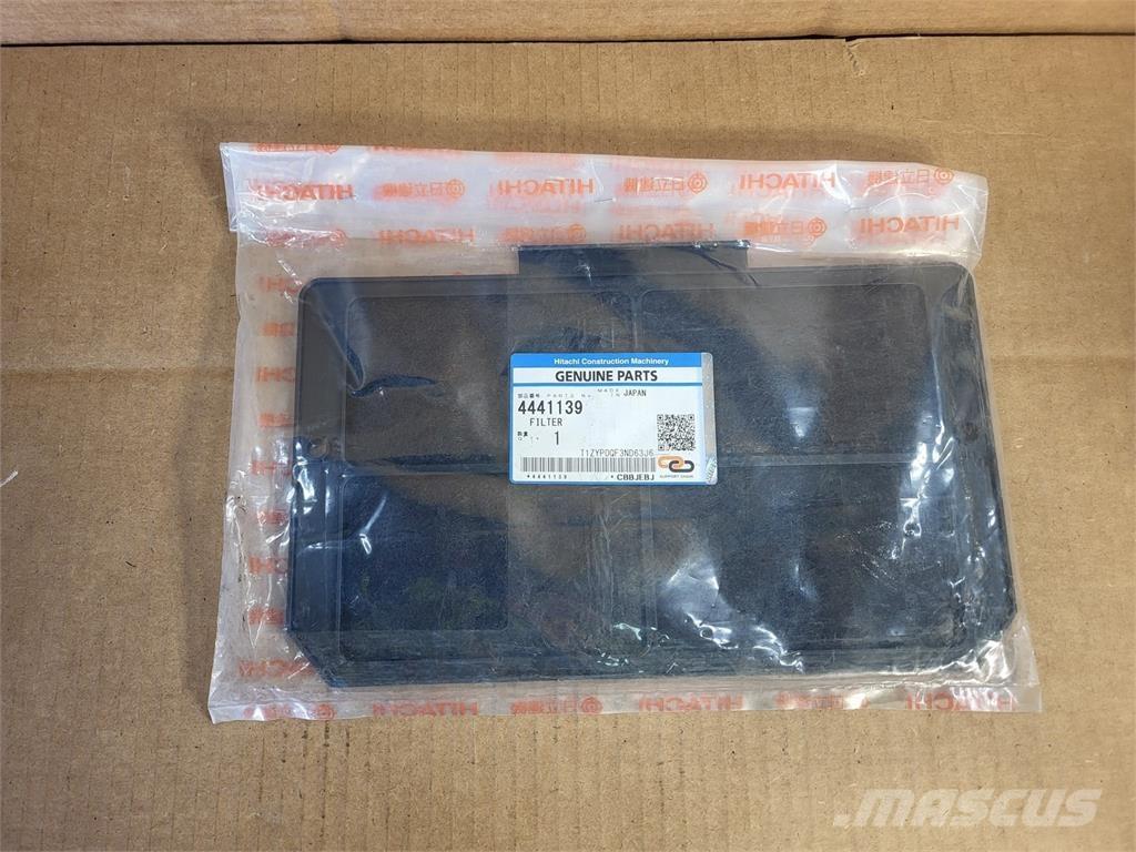 Hitachi 4441139 Muu