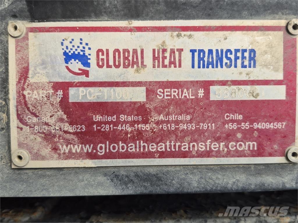 Komatsu  Liigendraamiga pinnaseveokid