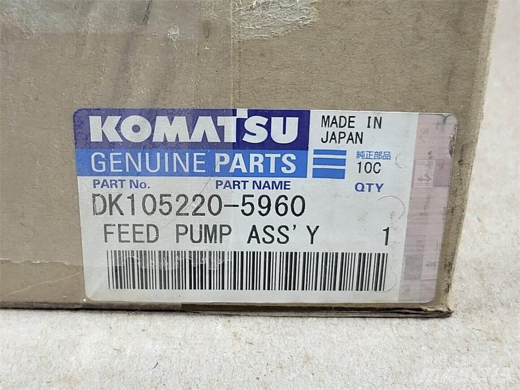 Komatsu DK105220-5960 Veepumbad