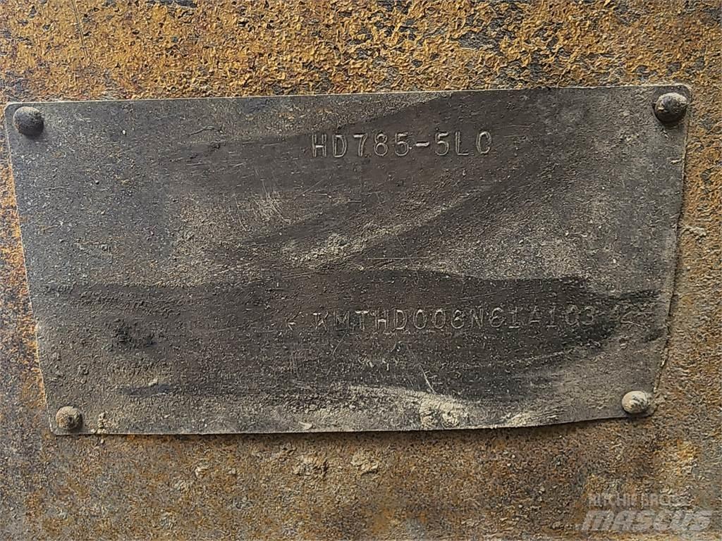 Komatsu HD785-5LC Liigendraamiga pinnaseveokid