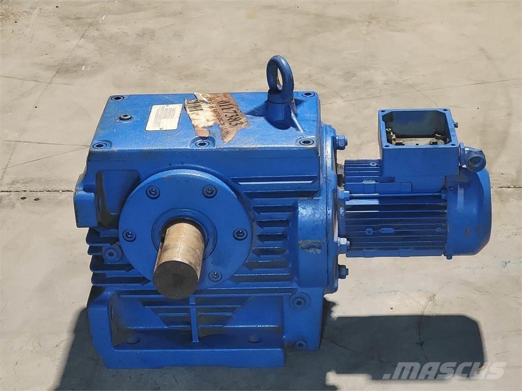  SEW-EURODRIVE S82A Muu