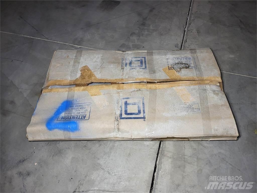  SQUARE D HCM73TSD Muu