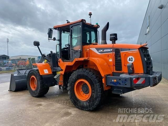 Develon Dl250-5 Rataslaadurid