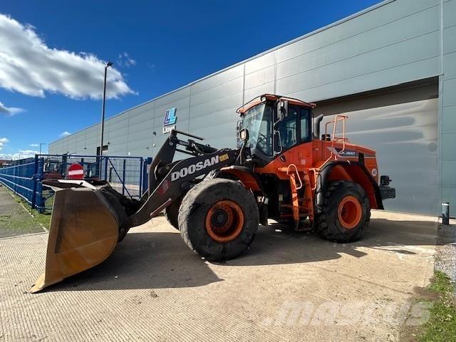 Develon DL300-5 Rataslaadurid