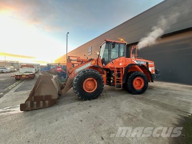 Develon DL350-5 Rataslaadurid