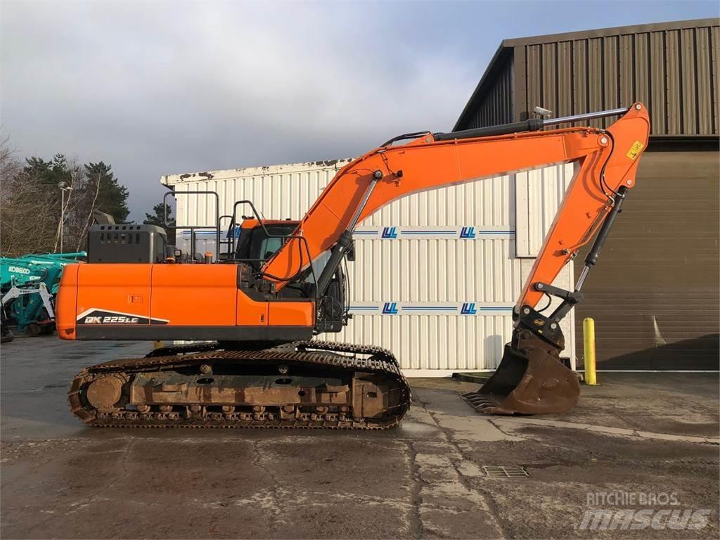 Develon Dx225lc-7 Roomikekskavaatorid