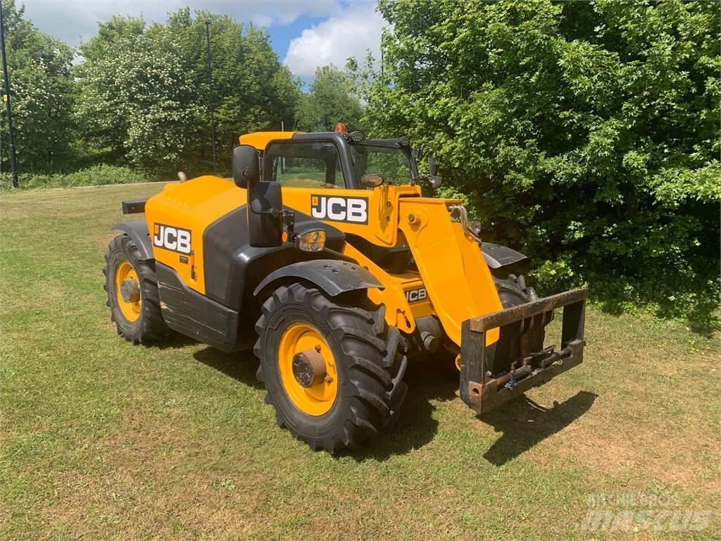 JCB 527-58 Teleskooplaadurid