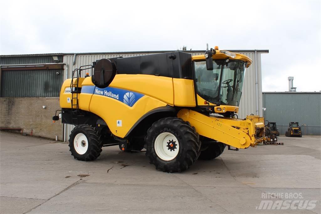 New Holland CX8040 Muu