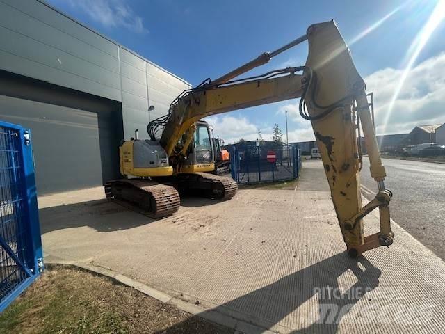 New Holland E235bsr-2 Roomikekskavaatorid