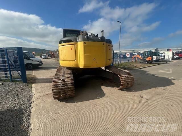 New Holland E235bsr-2 Roomikekskavaatorid