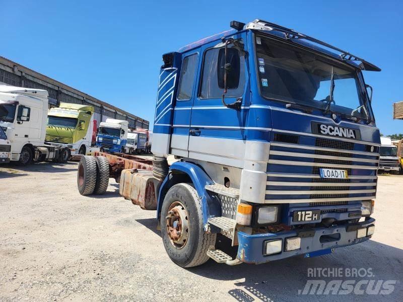Scania 112H Raamautod