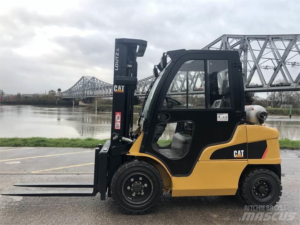 CAT GP30N Kahveltõstukid - muud