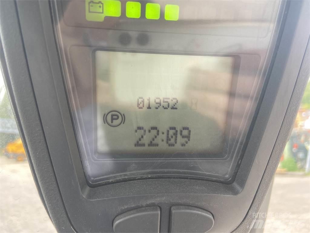 Linde E16-02 Kahveltõstukid - muud