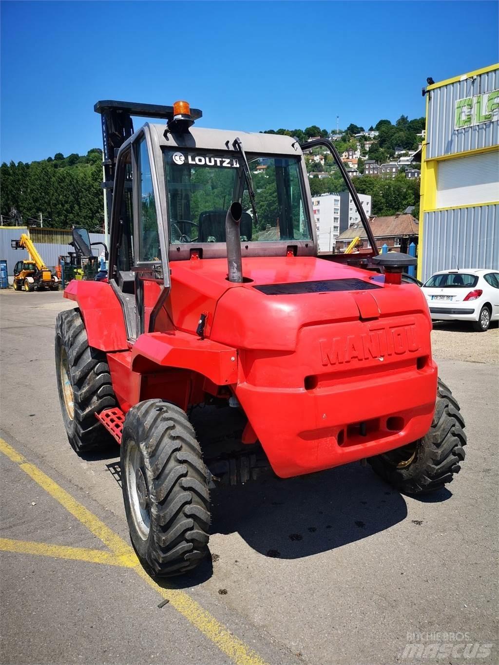 Manitou M26-4 Maastikutõstukid