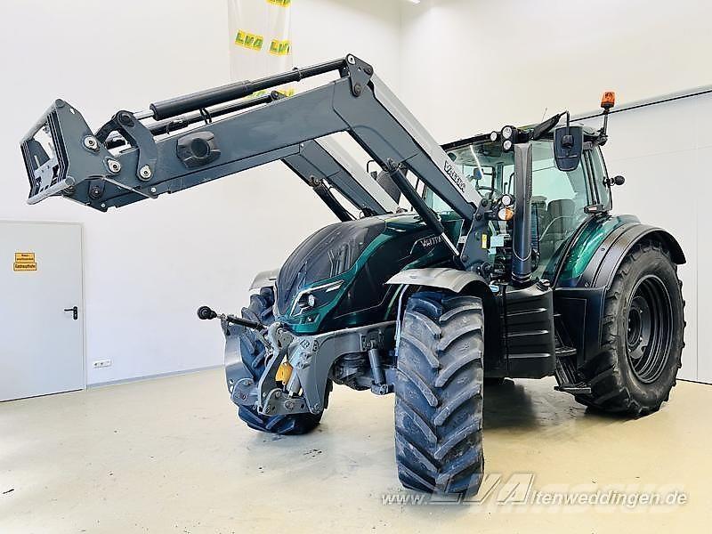 Valtra T174 Traktorid