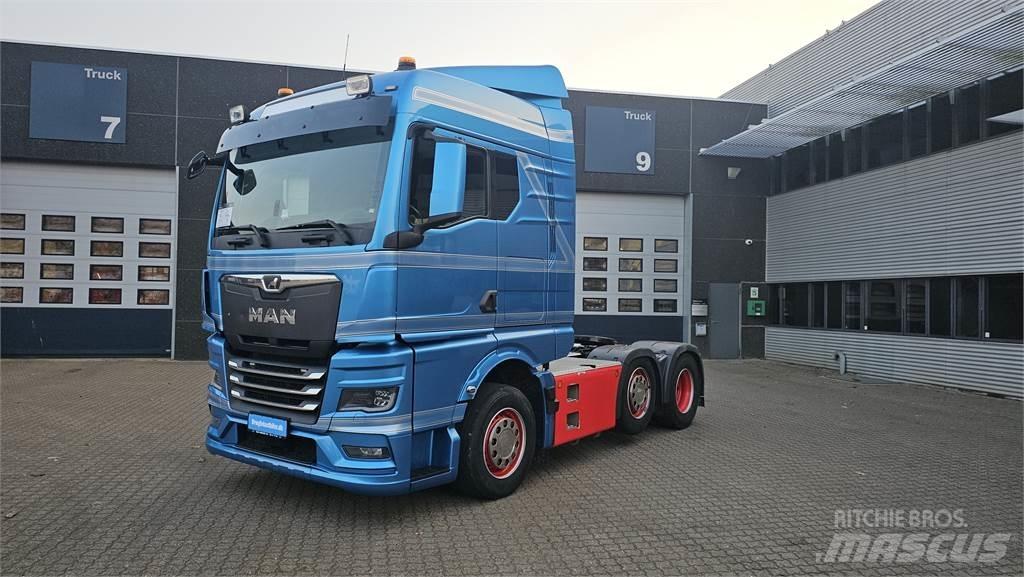 MAN TGX 26.510 Sadulveokid