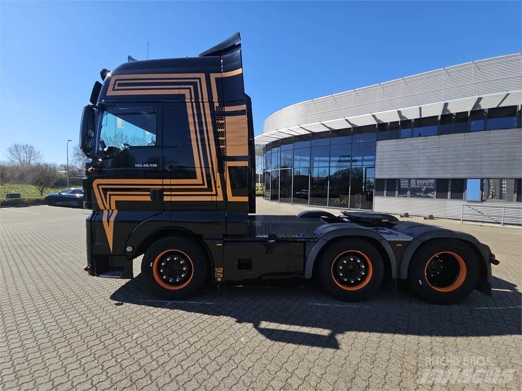 MAN TGX 26.510 Sadulveokid