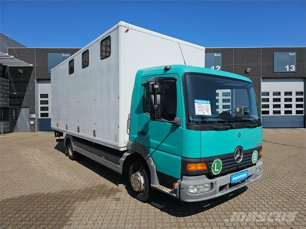 Mercedes-Benz Atego 817 Loomaveokid