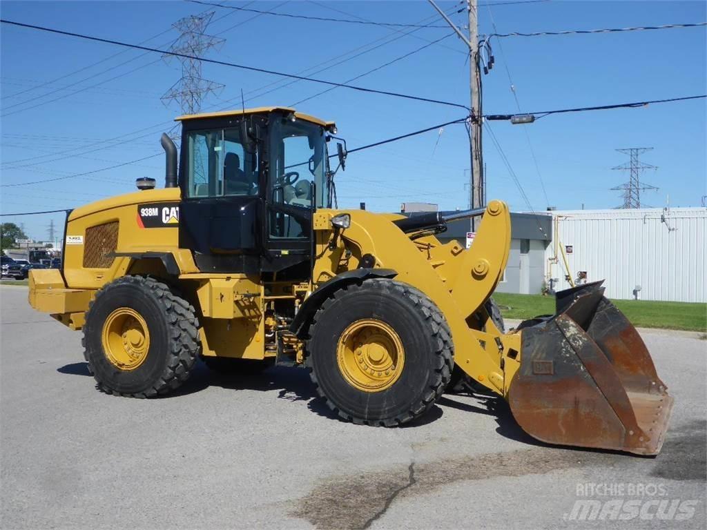 CAT 938M Rataslaadurid