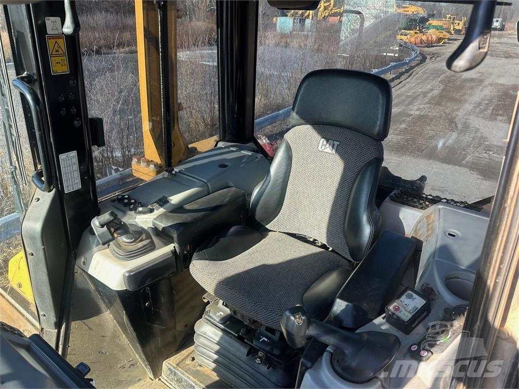 CAT D6N LGP Buldooserid