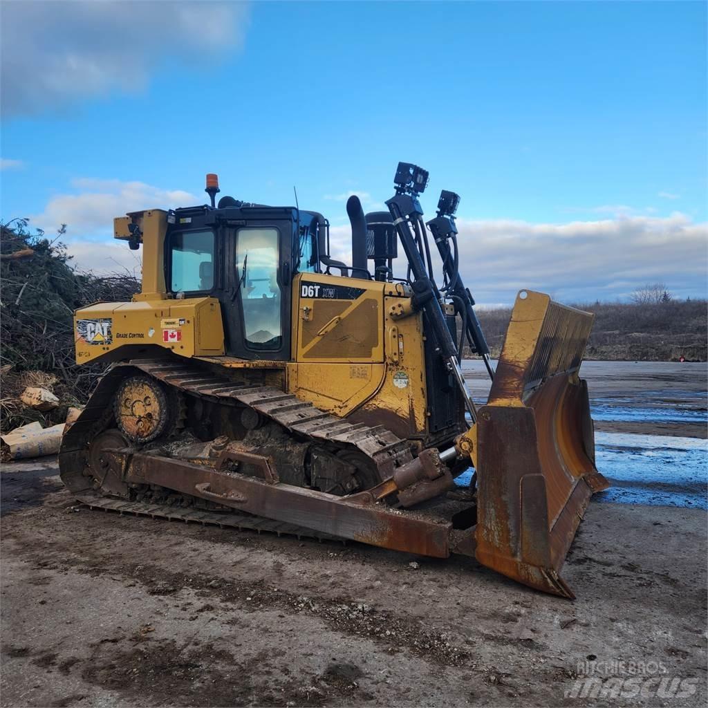 CAT D6T XW WH Buldooserid