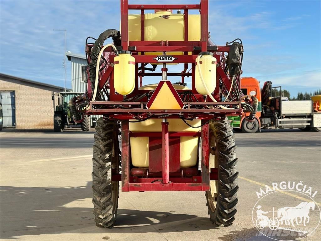 Hardi 2400 ltr., 24 m. Muud põllumajandusmasinad
