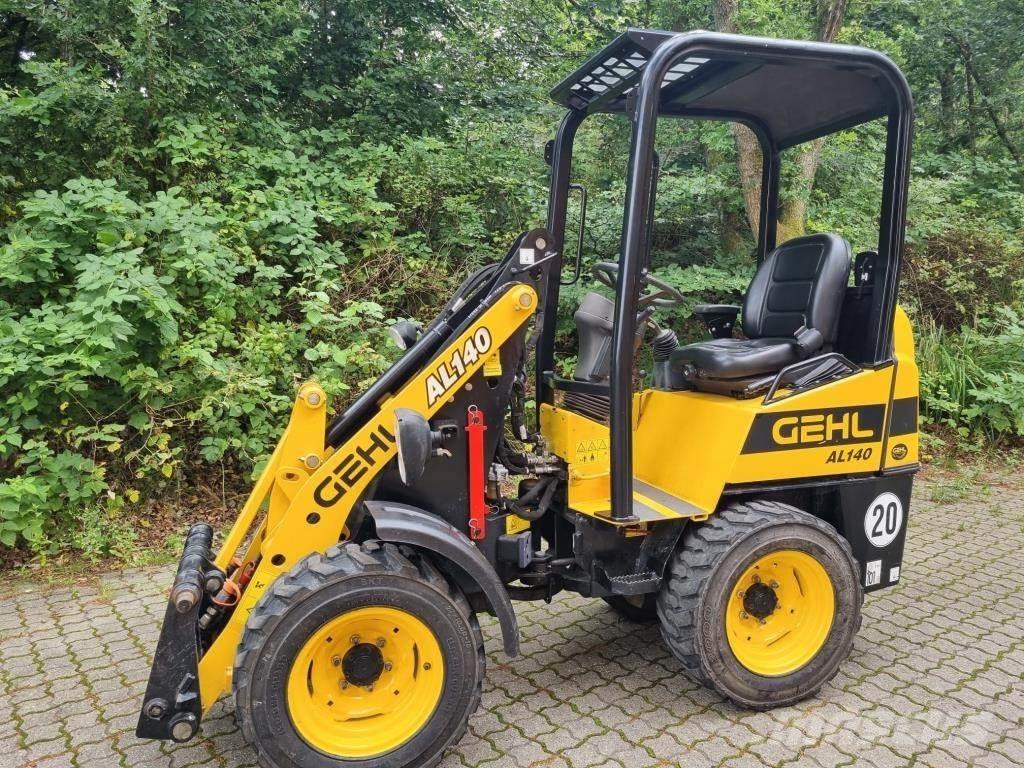 Gehl AL140 Väikelaadurid