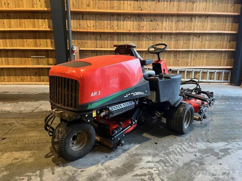 Jacobsen AR-3 Murutraktorid
