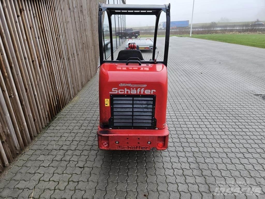 Schäffer 2428 SLT Väikelaadurid