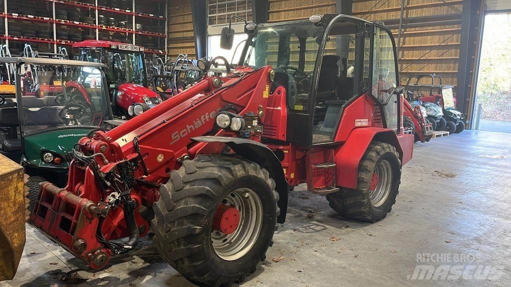 Schäffer 8610 T Teleskooplaadurid