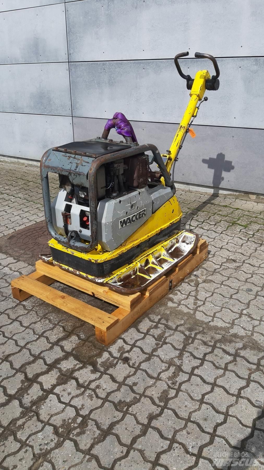 Wacker 40/45 h Pinnasetihendajad