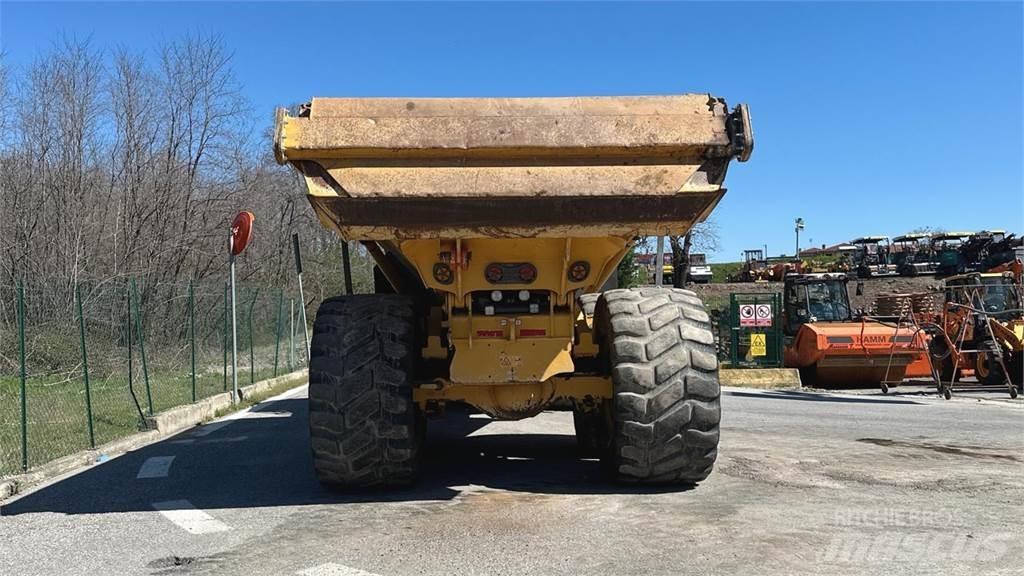 Bell B30E 6x6 Väikekallurid