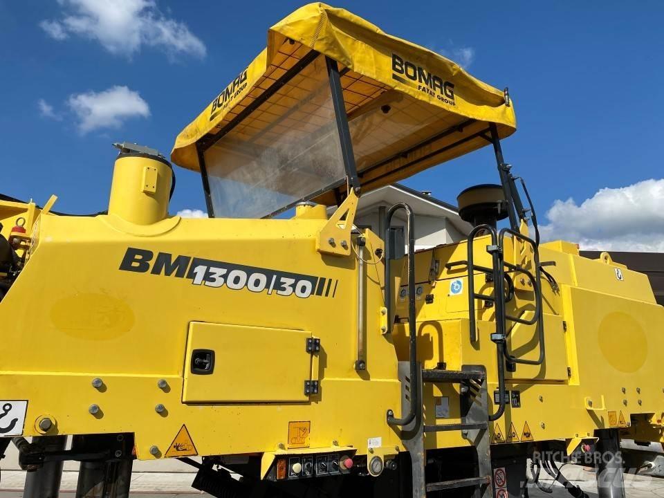 Bomag BM1300/30 Asfaldi külmfreesimise masinad