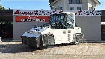 Bomag BW 24 R Pinnasetihendajad