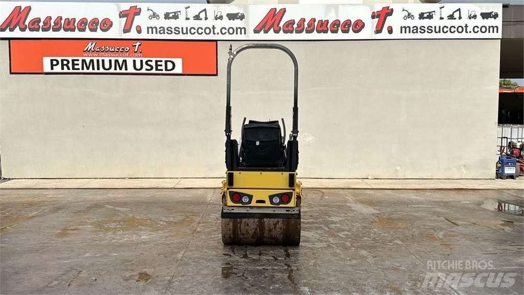 Bomag BW90 AD-5 Pinnasetihendajad