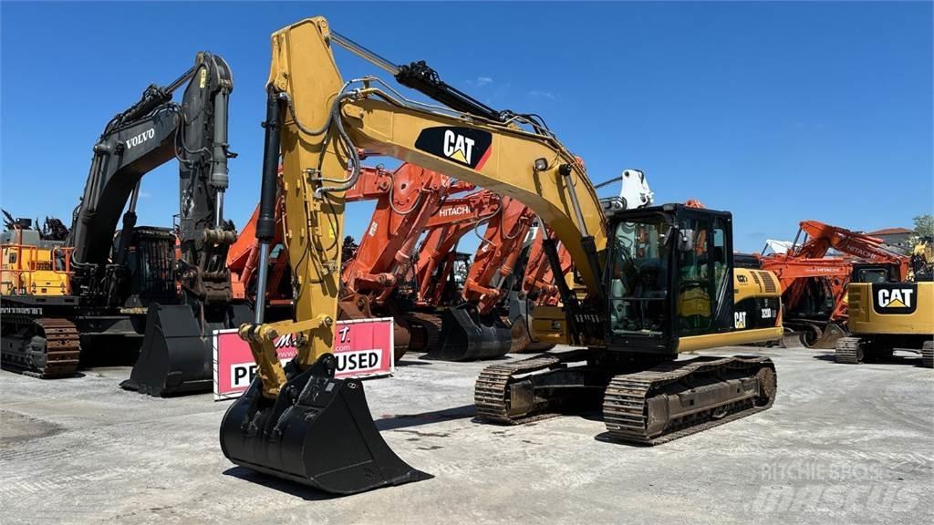 CAT 320D Roomikekskavaatorid