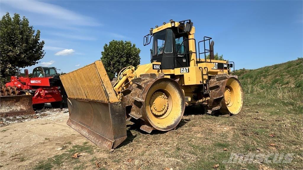 CAT 826C Buldooserid