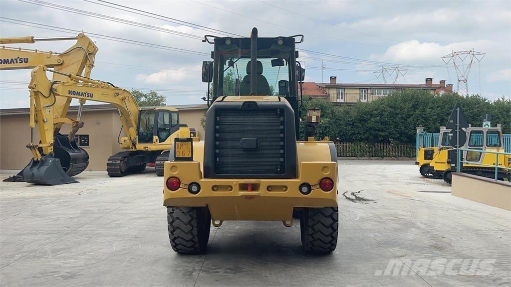CAT 914M Rataslaadurid