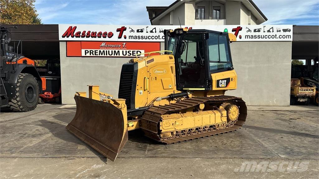 CAT D4K2 LGP Buldooserid