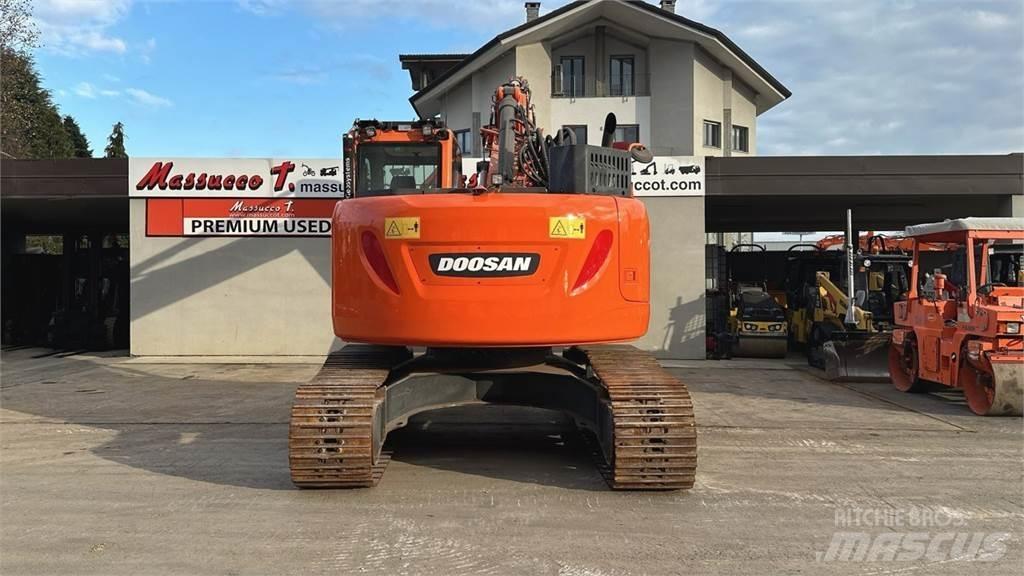 Doosan DX235LCR-5 Roomikekskavaatorid