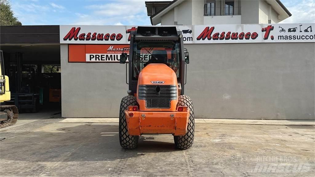 Hamm 3307 HT Pinnasetihendajad