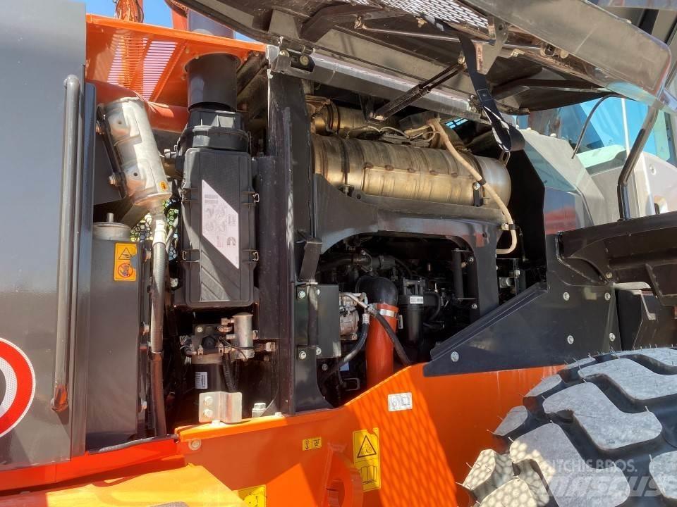 Hitachi ZW250-6 Rataslaadurid