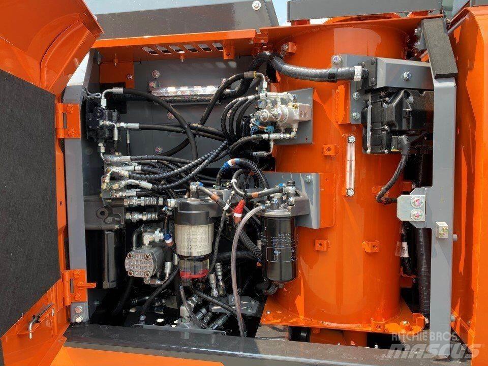 Hitachi ZX130-6 Metsaekskavaatorid