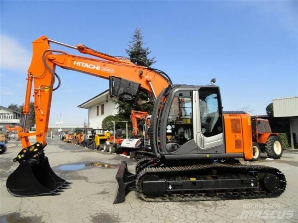 Hitachi ZX135 US-6 Metsaekskavaatorid